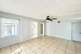 5209 10th Ave S, Gulfport, FL 33707 - Photo 6