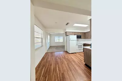 110 S Corona Avenue, Clearwater, FL 33765 - Photo 8