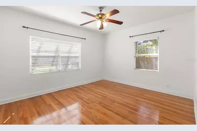 135 17th Avenue N, Saint Petersburg, FL 33704 - Photo 14
