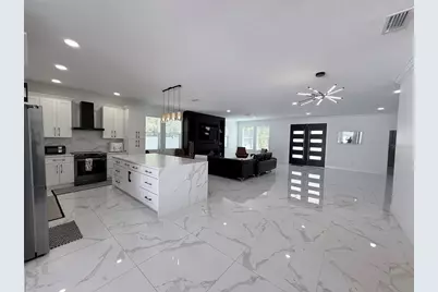 7403 Edgemere Road, Tampa, FL 33625 - Photo 6