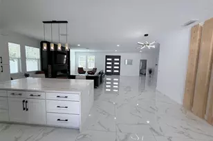 7403 Edgemere Rd, Tampa, FL 33625 - Photo 12