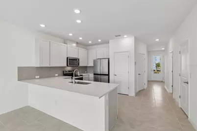 6406 Jensen View Avenue, Apollo Beach, FL 33572 - Photo 8