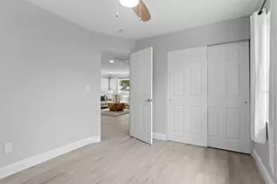 4300 Maple St NE, Saint Petersburg, FL 33703 - Photo 22