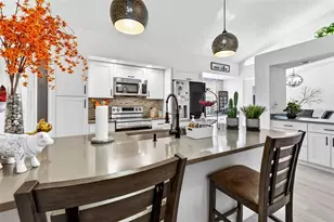 222 Linger Ln, Sun City Center, FL 33573 - Photo 10