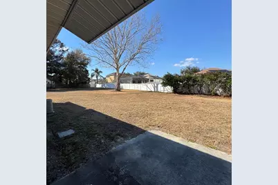 1821 Kim Acres Lane, Dover, FL 33527 - Photo 10