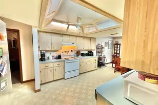 8969 N Lisa Terrace, Citrus Springs, FL 34433 - Photo 10