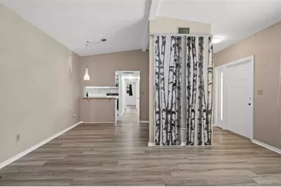 412 Berwick Avenue, Temple Terrace, FL 33617 - Photo 10