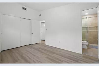 412 Berwick Avenue, Temple Terrace, FL 33617 - Photo 26