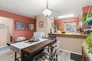 5690 59th Way N, Saint Petersburg, FL 33709 - Photo 6