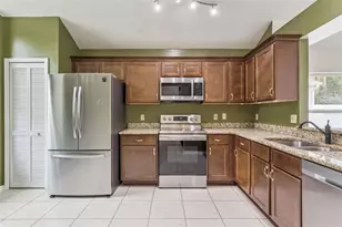 7236 Somersworth Dr, Orlando, FL 32835 - Photo 16