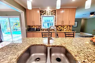 804 Robin Ave, Palm Harbor, FL 34683 - Photo 8