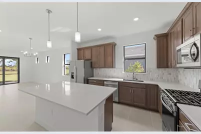 18917 Indian Rock Place, Lakewood Ranch, FL 34211 - Photo 8