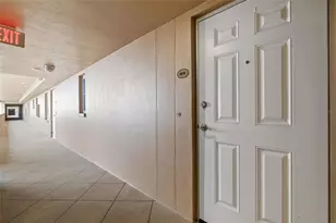 5200 Brittany Dr S, Saint Petersburg, FL 33715 - Photo 14