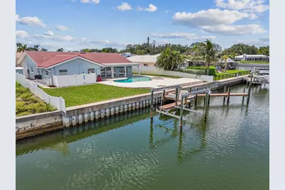 4328 40th Street S, Saint Petersburg, FL 33711 - Photo 2