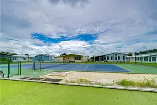 35203 Makenzie St, Zephyrhills, FL 33541 - Photo 72