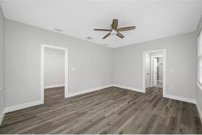 6910 Dartmouth Avenue N, Saint Petersburg, FL 33710 - Photo 28