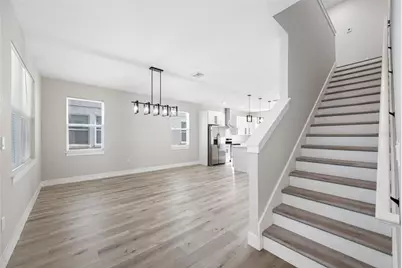 6910 Dartmouth Avenue N, Saint Petersburg, FL 33710 - Photo 4