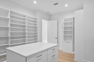 7821 3rd Ave S, Saint Petersburg, FL 33707 - Photo 50