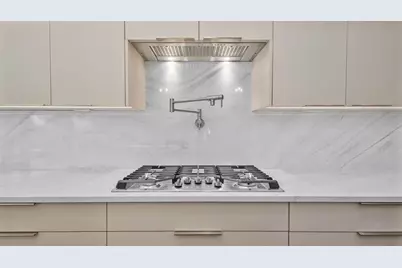 7821 3rd Avenue S, Saint Petersburg, FL 33707 - Photo 30