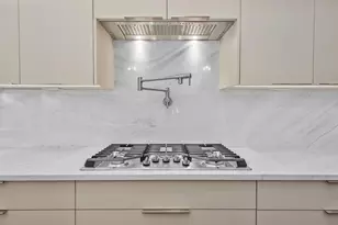 7821 3rd Ave S, Saint Petersburg, FL 33707 - Photo 30