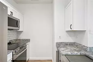 5000 Culbreath Key Way, Tampa, FL 33611 - Photo 8