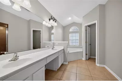 14586 Zachary Drive E, Jacksonville, FL 32218 - Photo 32