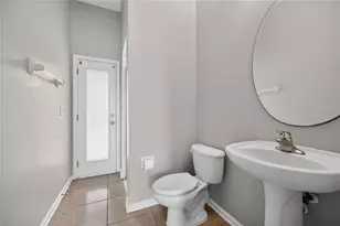 14586 Zachary Dr E, Jacksonville, FL 32218 - Photo 10