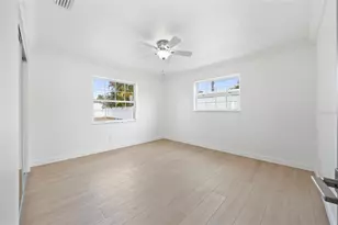 1817 Oregon Ave NE, Saint Petersburg, FL 33703 - Photo 26