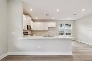 5663 Dartmouth Ave N, Saint Petersburg, FL 33710 - Photo 20