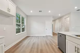 5663 Dartmouth Ave N, Saint Petersburg, FL 33710 - Photo 24