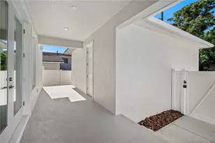5633 Dartmouth Ave N, Saint Petersburg, FL 33710 - Photo 28