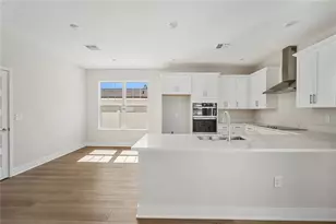 5633 Dartmouth Ave N, Saint Petersburg, FL 33710 - Photo 10