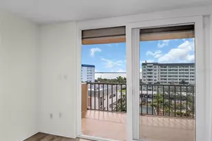 9 Haig Pl, Dunedin, FL 34698 - Photo 4