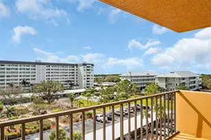 9 Haig Pl, Dunedin, FL 34698 - Photo 2