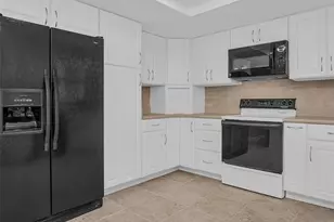 9 Haig Pl, Dunedin, FL 34698 - Photo 10