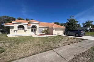 14189 Cornewall Ln, Spring Hill, FL 34609 - Photo 4