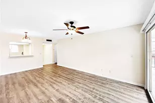 6336 Newtown Cir, Town N Country, FL 33615 - Photo 6