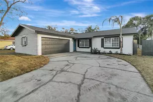2229 Elizabeth Dr, Brandon, FL 33510 - Photo 4