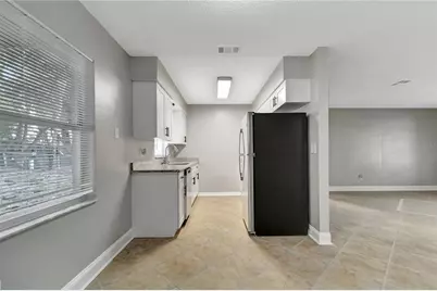 2229 Elizabeth Drive, Brandon, FL 33510 - Photo 10