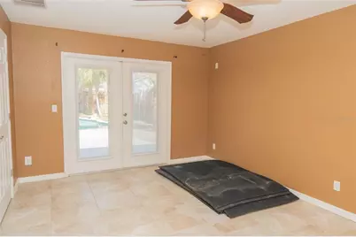 619 Garland Street N, Saint Petersburg, FL 33703 - Photo 22