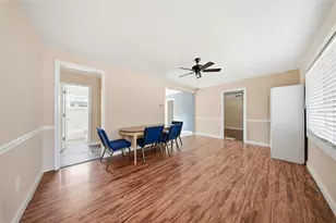 514 E Morgan St, Tarpon Springs, FL 34689 - Photo 6