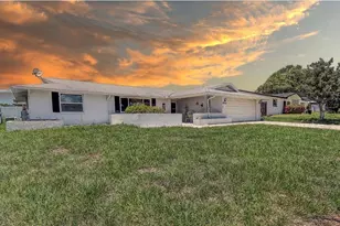 3633 Blackhawk Dr, New Port Richey, FL 34652 - Photo 2