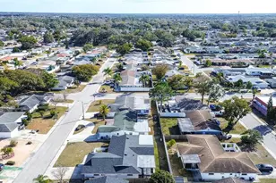 3633 Blackhawk Dr, New Port Richey, FL 34652 - Photo 32