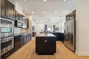 32613 Summerglade Dr, Wesley Chapel, FL 33545 - Photo 16