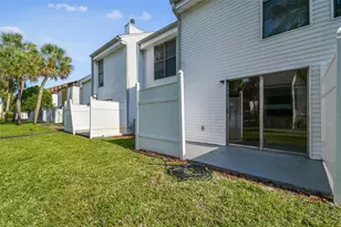 726 Haven Pl, Tarpon Springs, FL 34689 - Photo 44