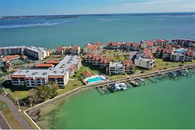 106 1st Street E #115, Saint Petersburg, FL 33715 - Photo 2