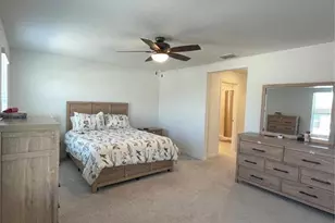 10211 Trumpet Honeysuckle Wy, San Antonio, FL 33576 - Photo 12