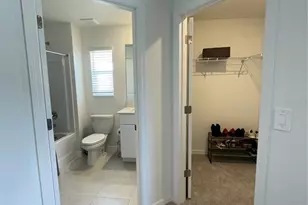 10211 Trumpet Honeysuckle Wy, San Antonio, FL 33576 - Photo 14