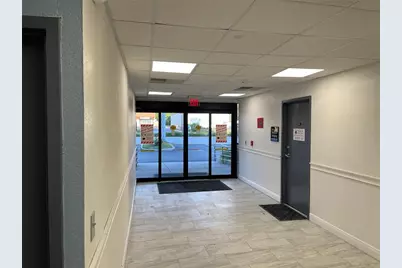 9555 Seminole Boulevard #001, Seminole, FL 33772 - Photo 10