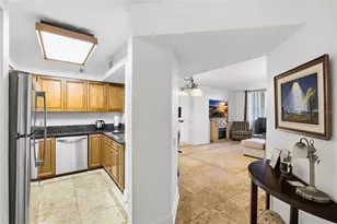 2333 Feather Sound Dr, Clearwater, FL 33762 - Photo 4